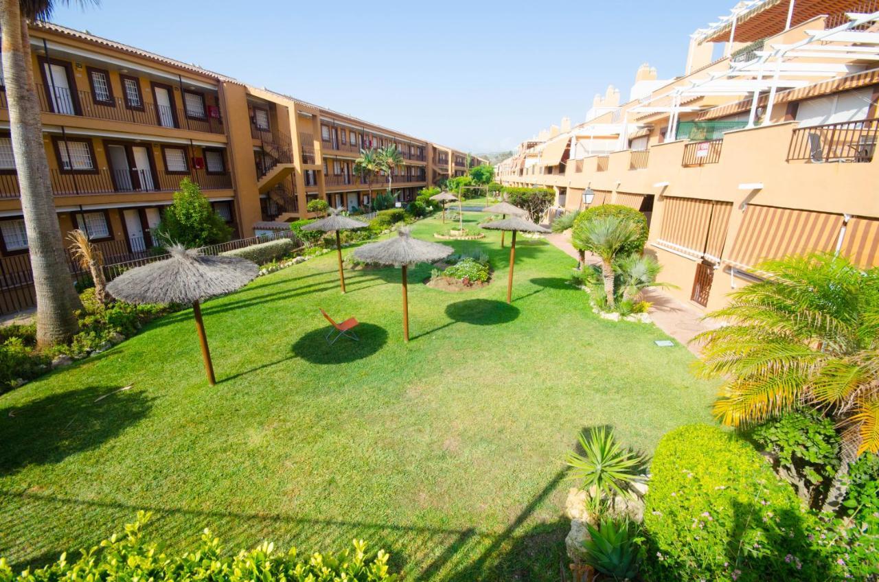 Marina Casares * San Luis de Sabinillas